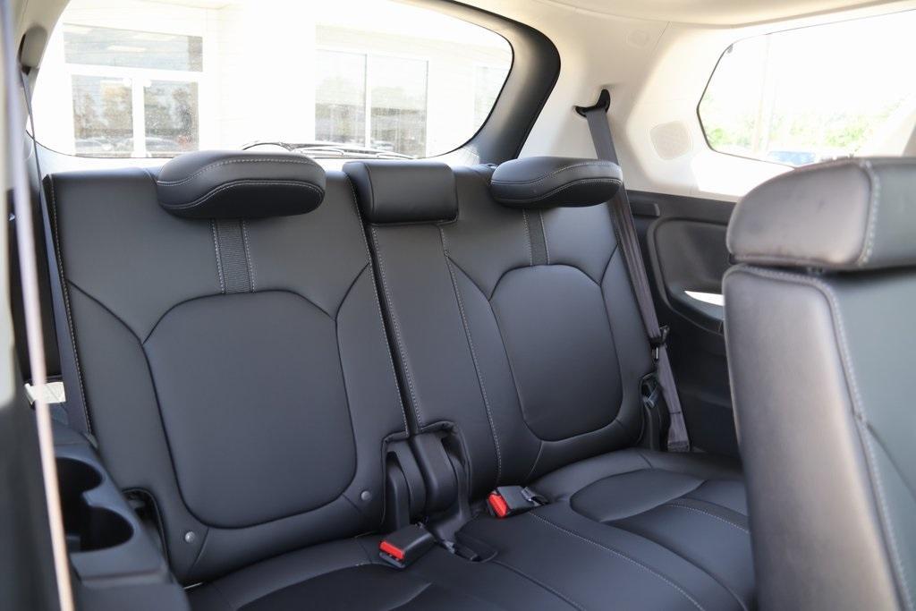 used 2024 Honda Pilot car, priced at $42,497