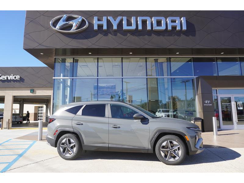 new 2025 Hyundai Tucson car, priced at $30,756