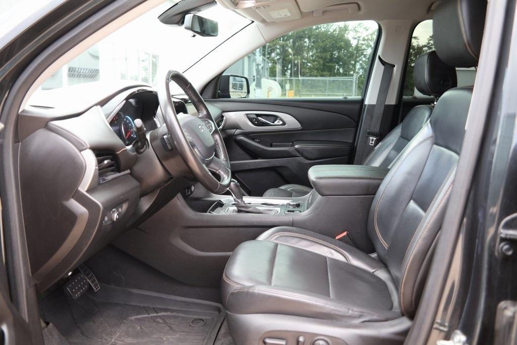 used 2020 Chevrolet Traverse car, priced at $24,688