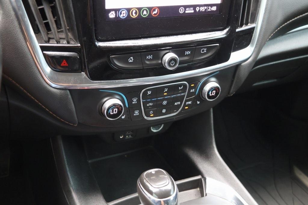 used 2020 Chevrolet Traverse car, priced at $24,688