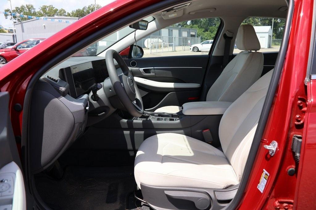 used 2025 Hyundai Sonata car, priced at $26,065