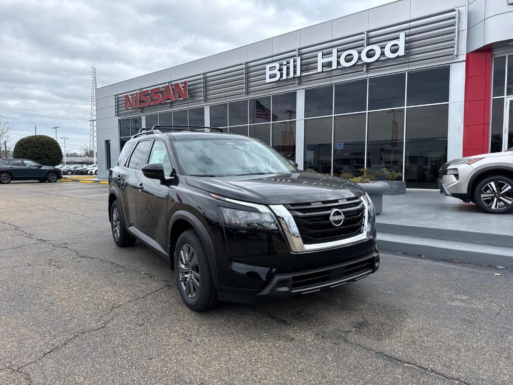 new 2025 Nissan Pathfinder car, priced at $41,015