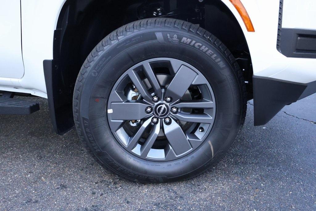 new 2026 Nissan Frontier car, priced at $39,625