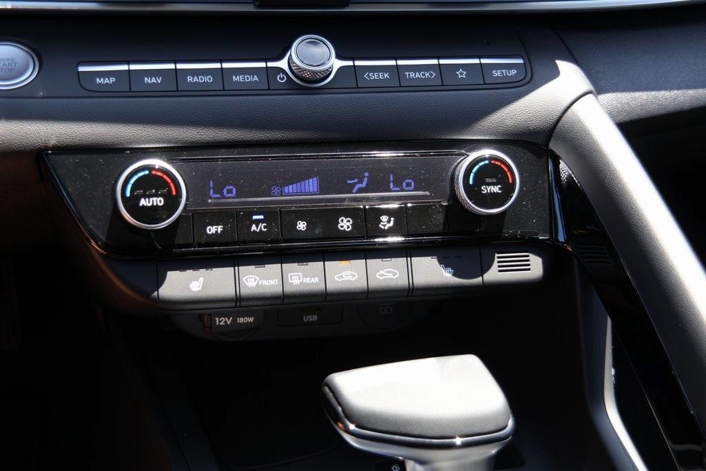new 2025 Hyundai Elantra car, priced at $25,975