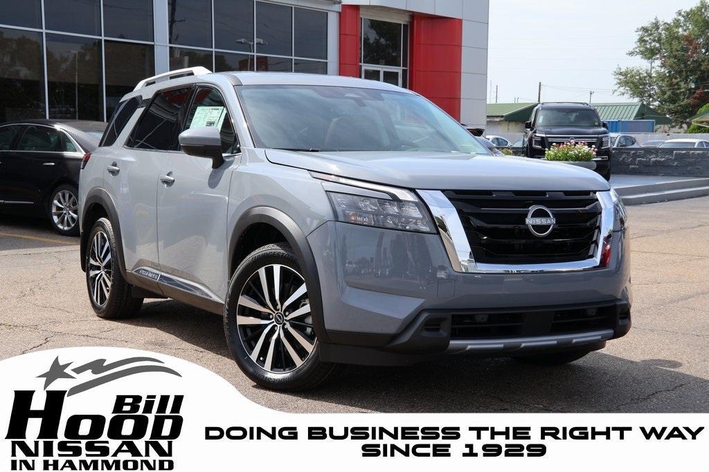 new 2025 Nissan Pathfinder car, priced at $48,654