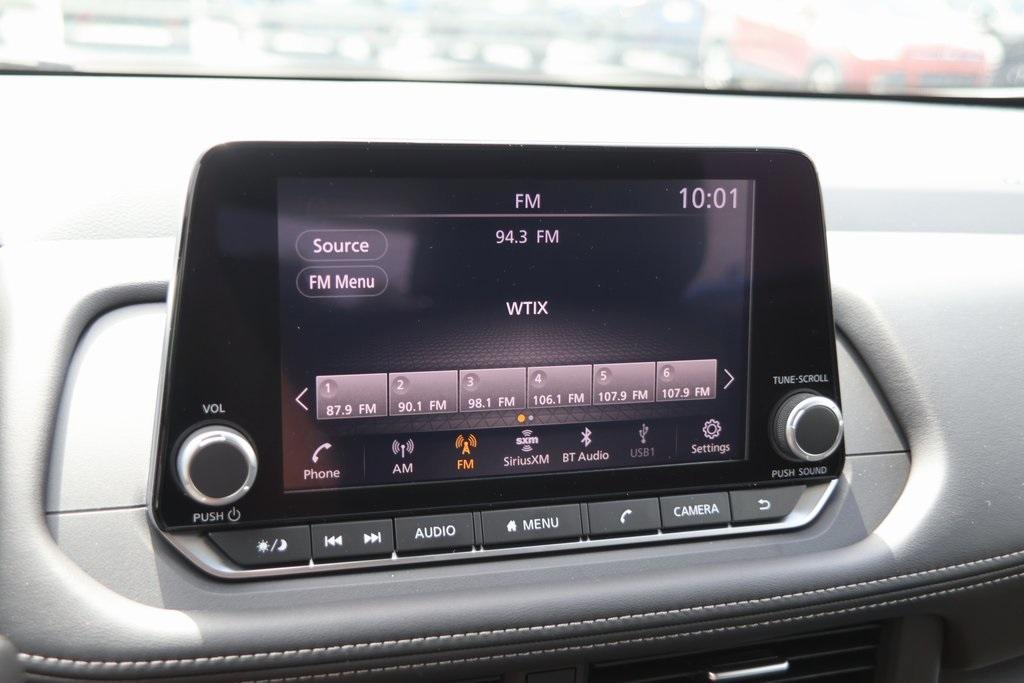 new 2025 Nissan Rogue car, priced at $32,193