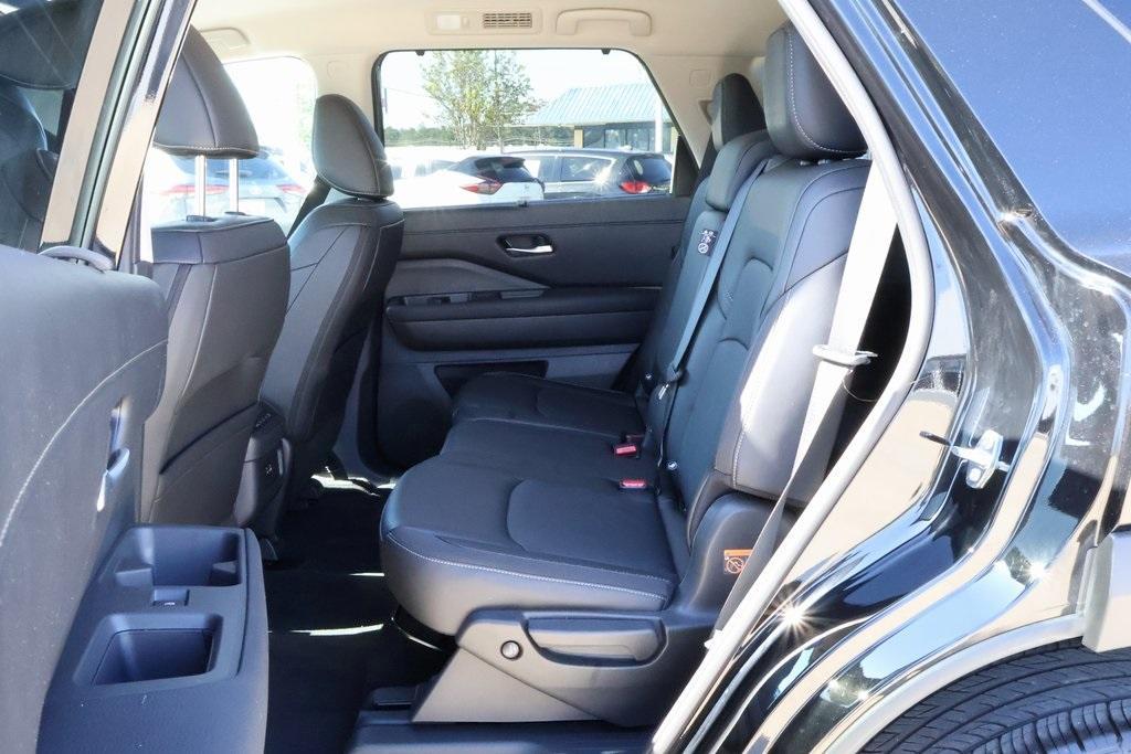 used 2025 Nissan Pathfinder car, priced at $38,370
