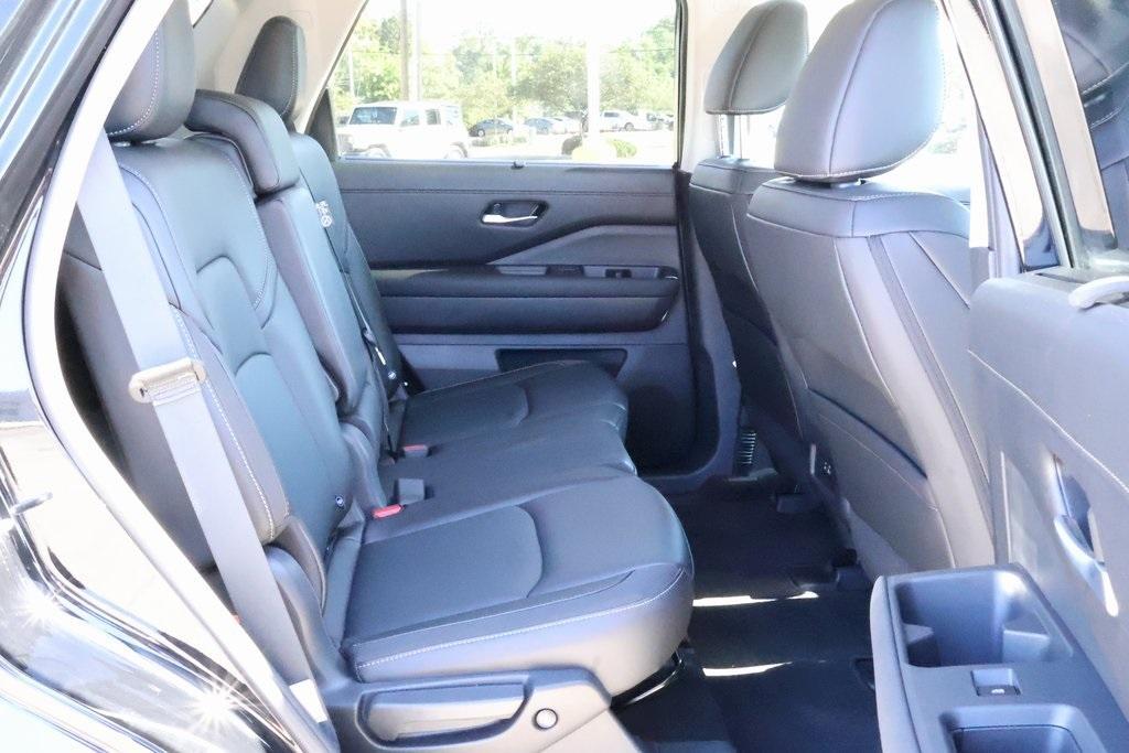 used 2025 Nissan Pathfinder car, priced at $38,370