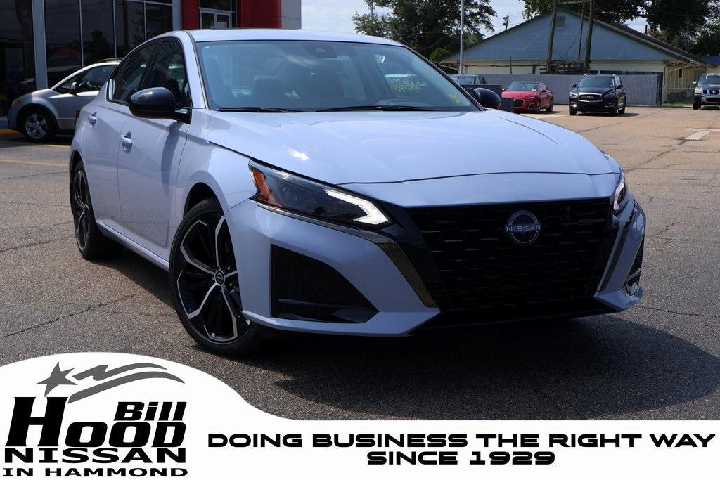 new 2025 Nissan Altima car, priced at $31,384