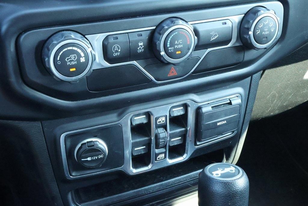 used 2019 Jeep Wrangler Unlimited car, priced at $20,129