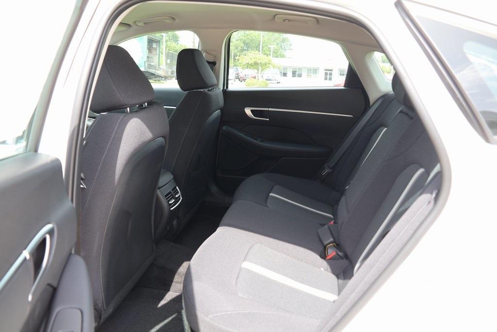 new 2025 Hyundai Sonata Hybrid car, priced at $30,234