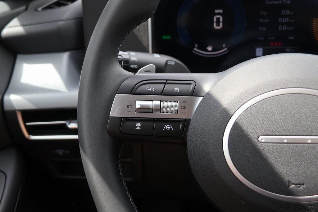 new 2025 Hyundai Sonata Hybrid car, priced at $30,234