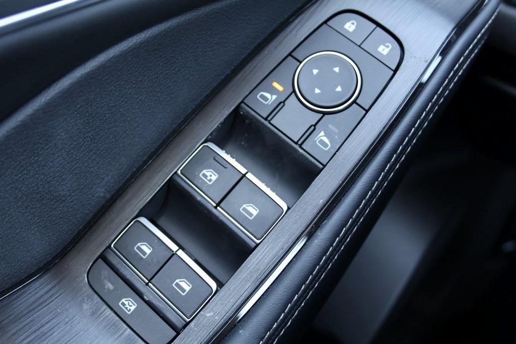 new 2025 Nissan Rogue car, priced at $40,344