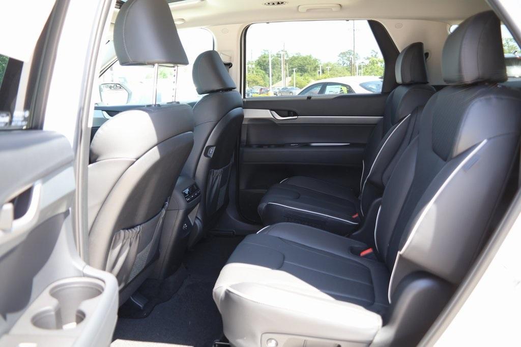 new 2025 Hyundai Palisade car, priced at $43,932