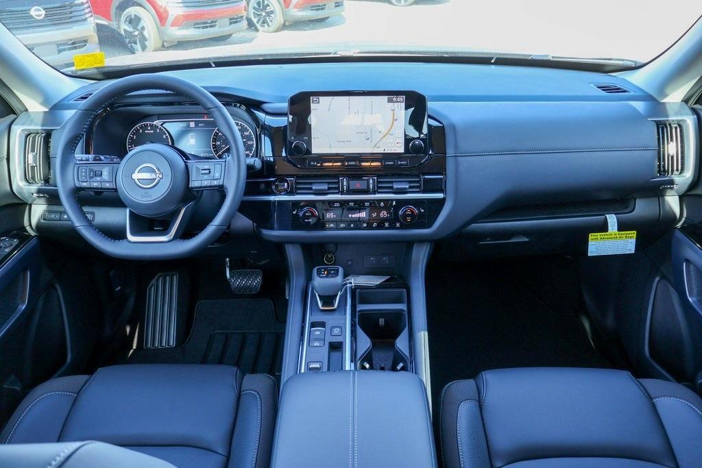 new 2025 Nissan Pathfinder car, priced at $41,924
