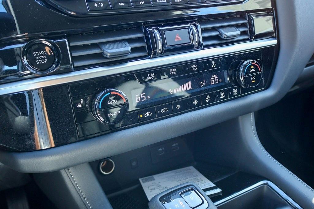 new 2025 Nissan Pathfinder car, priced at $41,924