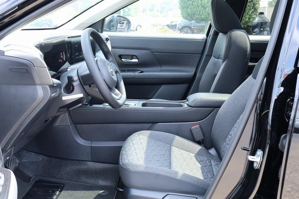 new 2025 Nissan Kicks car, priced at $26,962