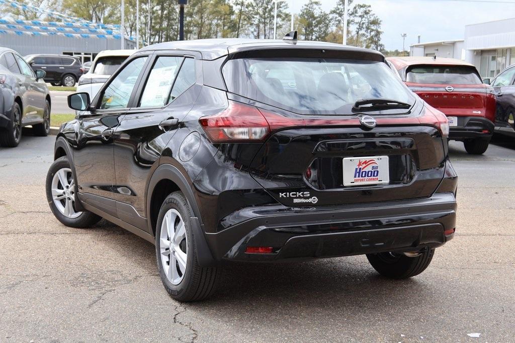 new 2025 Nissan Kicks car, priced at $22,431