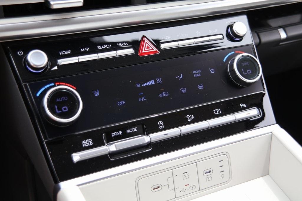 new 2025 Hyundai Santa Fe car, priced at $37,404