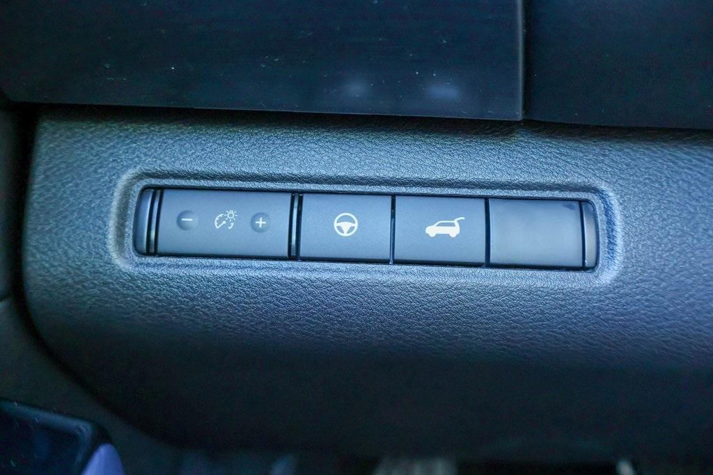 new 2025 Nissan Pathfinder car, priced at $42,783