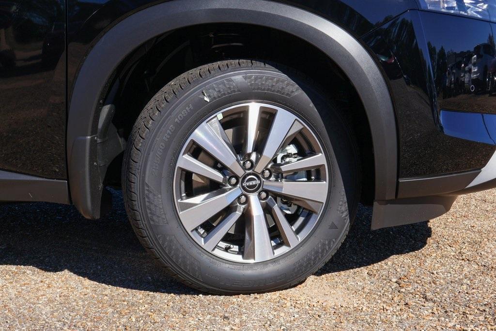 new 2025 Nissan Pathfinder car, priced at $42,783