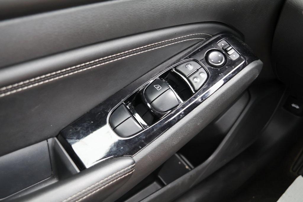 used 2023 Nissan Altima car, priced at $22,289