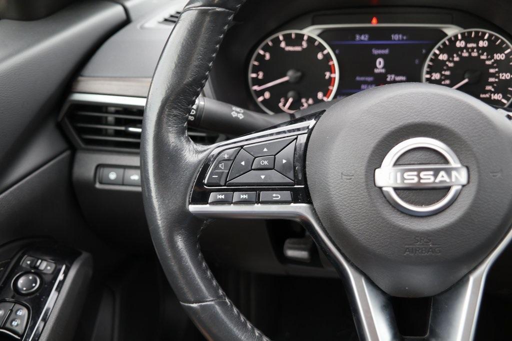 used 2023 Nissan Altima car, priced at $22,289