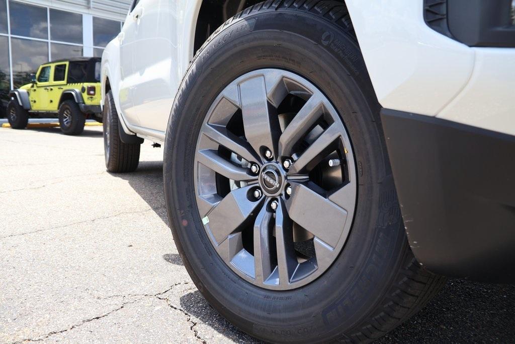 new 2025 Nissan Frontier car, priced at $35,190