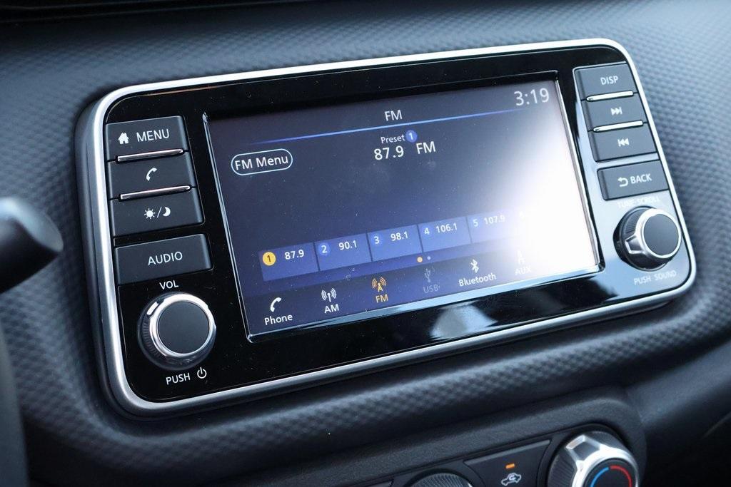 new 2025 Nissan Kicks Play car, priced at $23,294