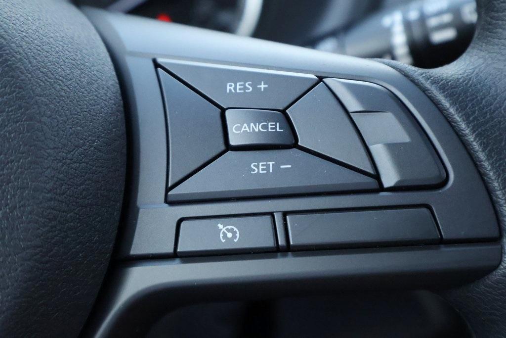 new 2025 Nissan Kicks Play car, priced at $23,294