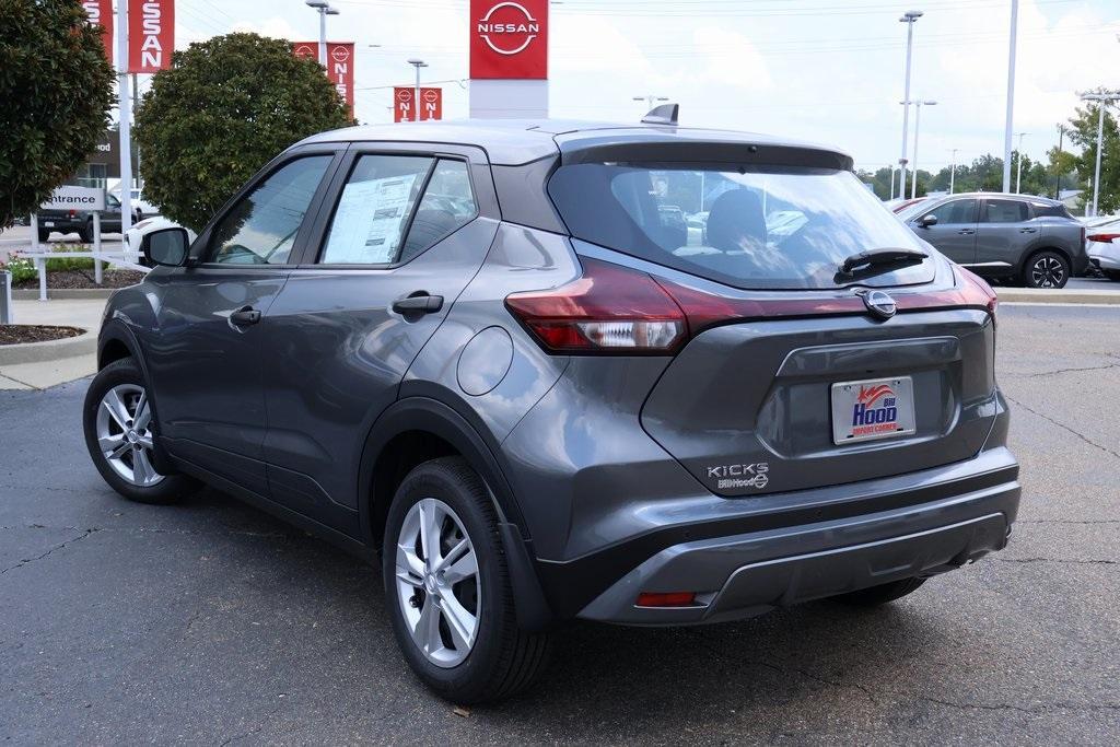 new 2025 Nissan Kicks Play car, priced at $23,294