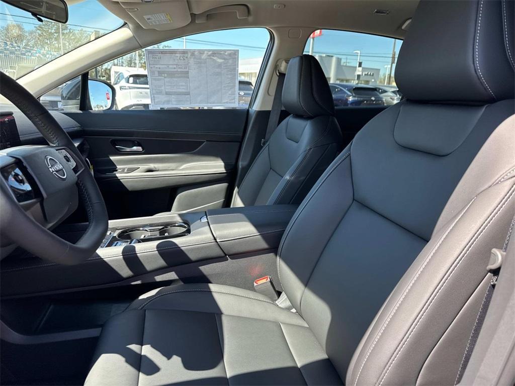 new 2025 Nissan Murano car, priced at $41,054