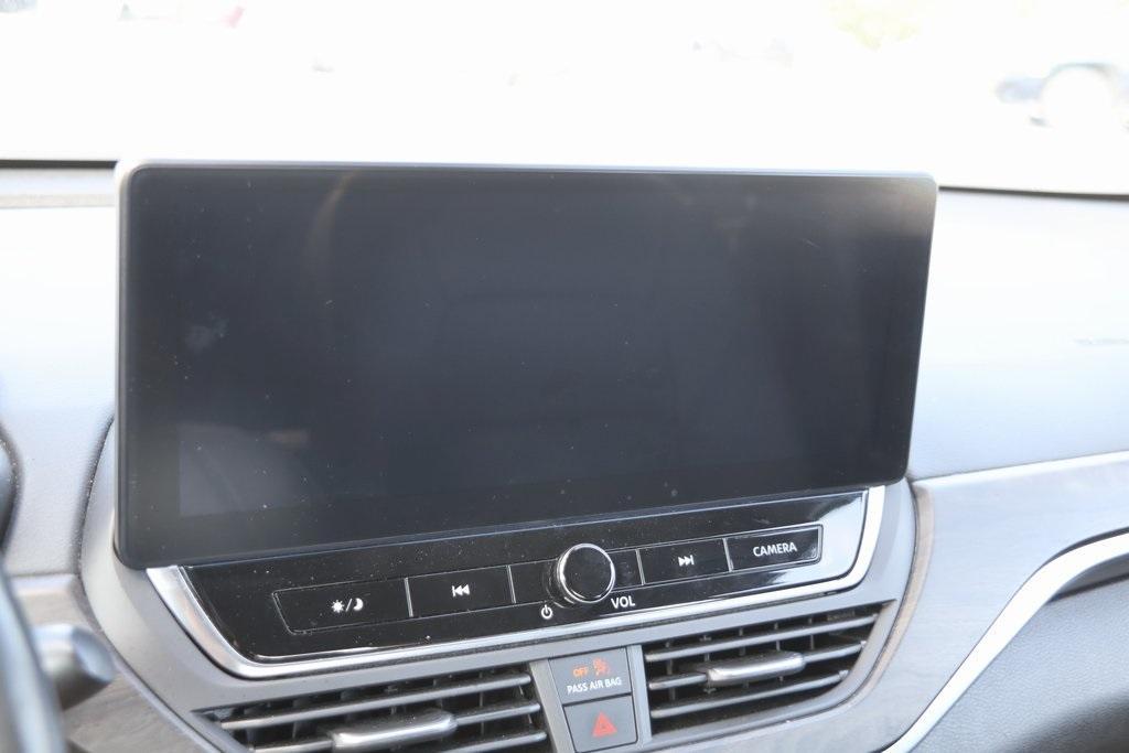 used 2023 Nissan Altima car, priced at $22,718