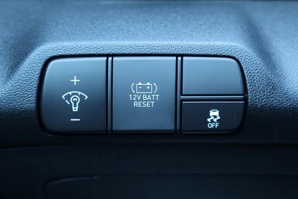 used 2025 Hyundai ELANTRA HEV car, priced at $23,147