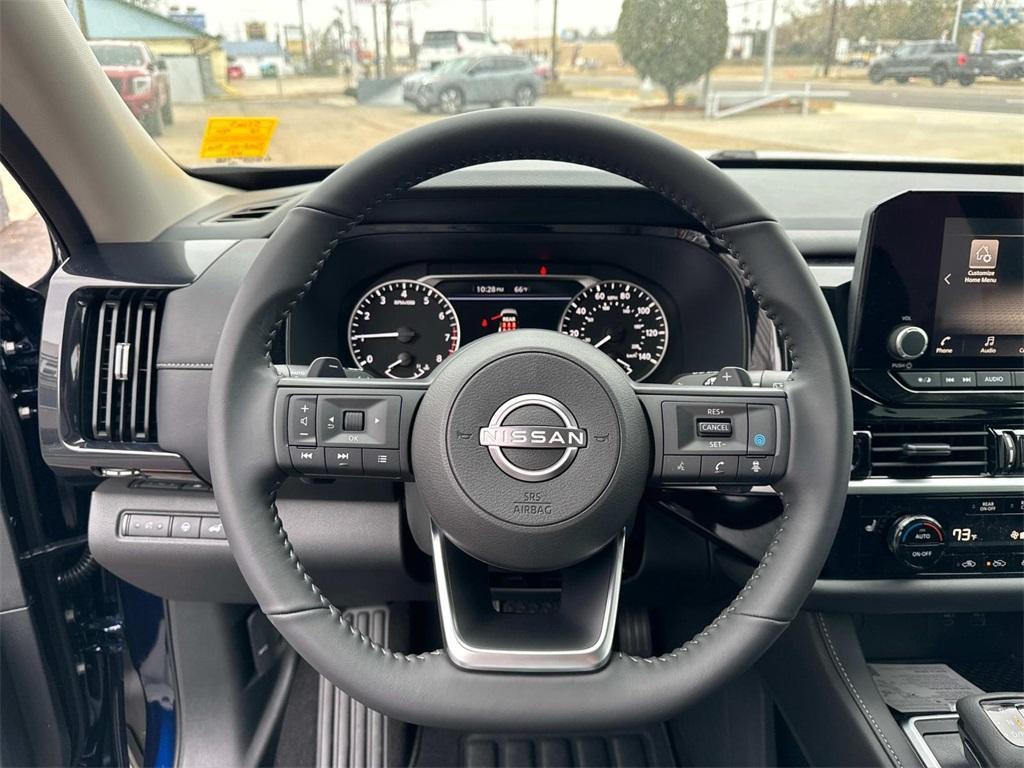 new 2025 Nissan Pathfinder car, priced at $39,114