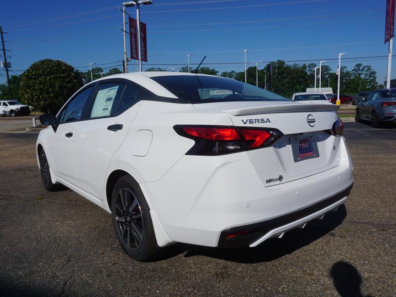 new 2024 Nissan Versa car, priced at $19,985