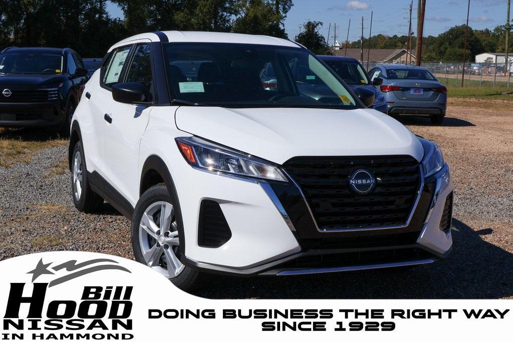new 2025 Nissan Kicks Play car, priced at $23,294