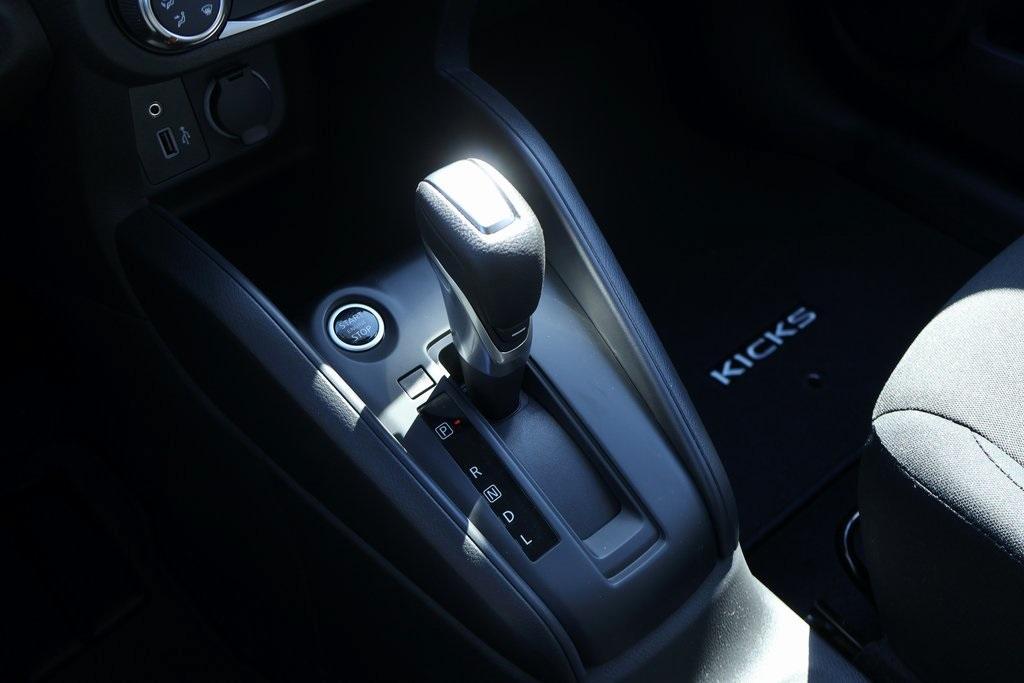 new 2025 Nissan Kicks Play car, priced at $23,294