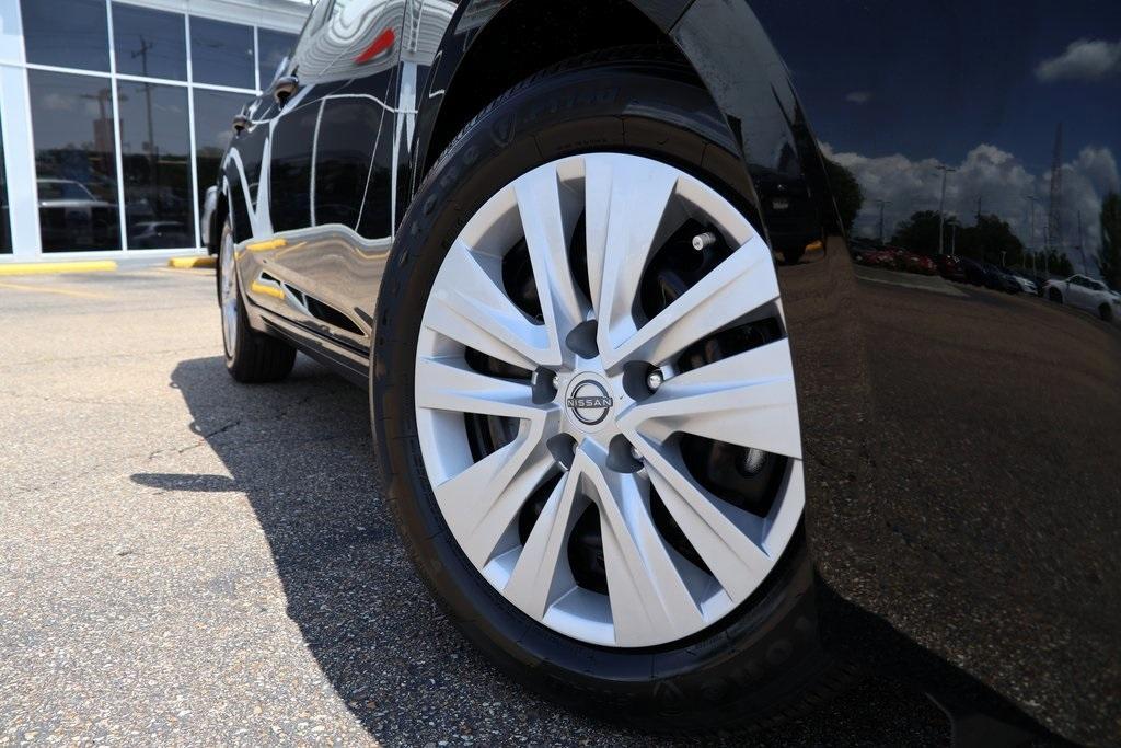 new 2025 Nissan Sentra car, priced at $22,117