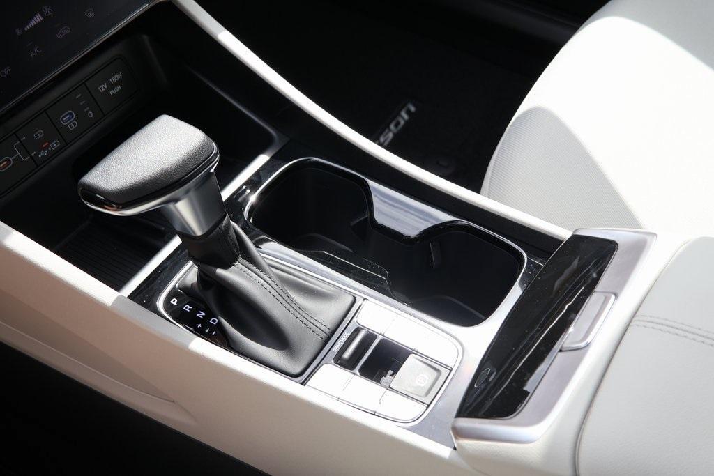 new 2025 Hyundai Tucson car, priced at $32,074