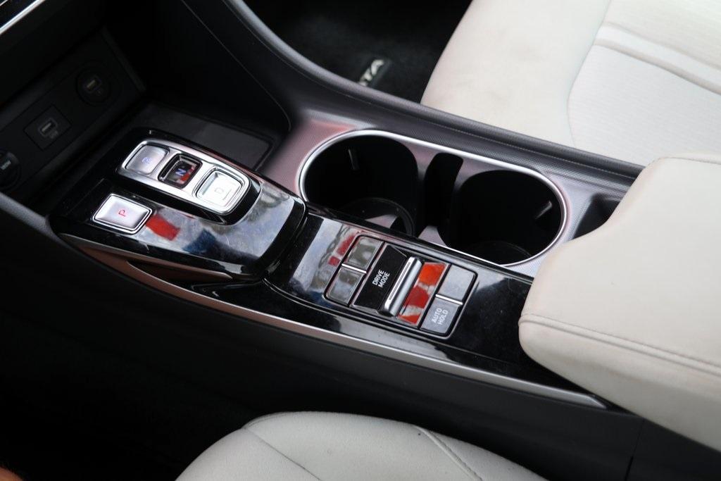 used 2023 Hyundai Sonata car, priced at $20,387