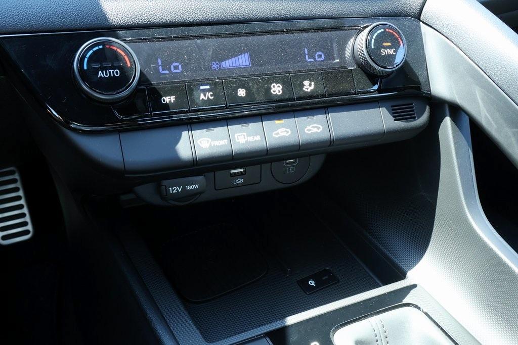 new 2025 Hyundai Elantra car, priced at $23,301