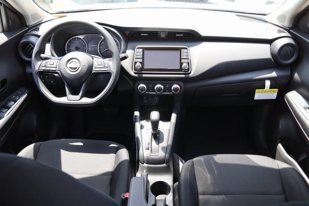 new 2025 Nissan Kicks Play car, priced at $22,672