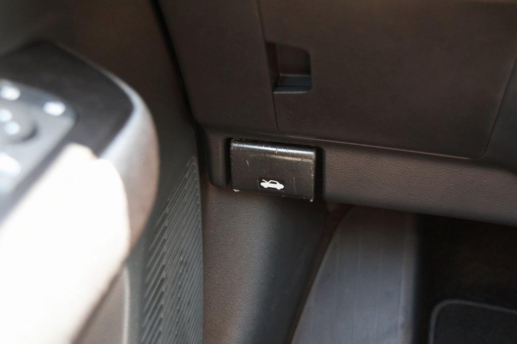 new 2025 Nissan Kicks car, priced at $26,565