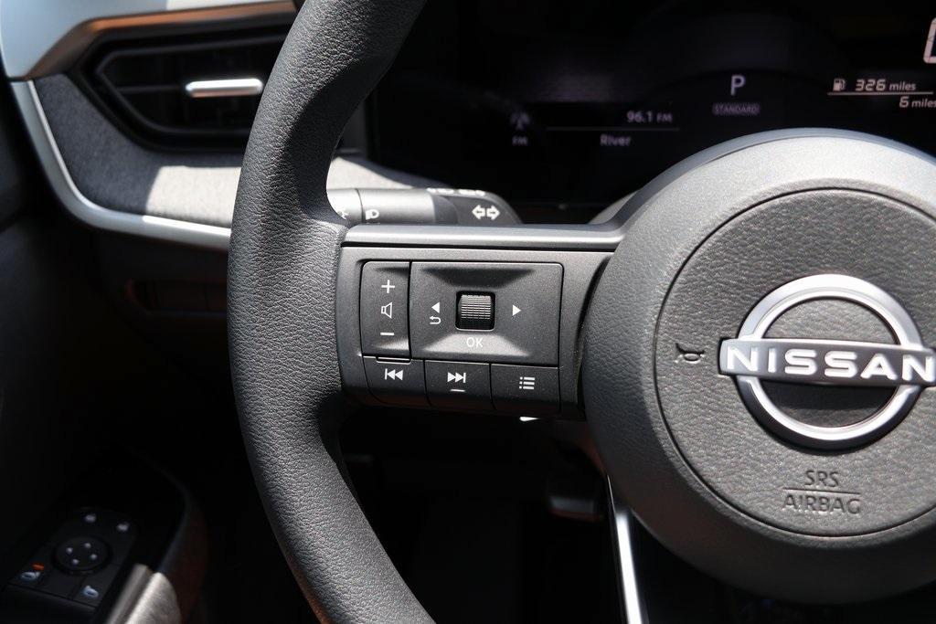 new 2025 Nissan Kicks car, priced at $26,565