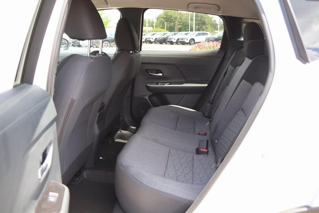 new 2025 Nissan Kicks car, priced at $26,565