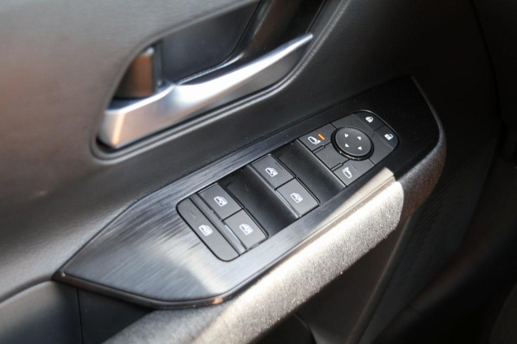 new 2025 Nissan Kicks car, priced at $26,565
