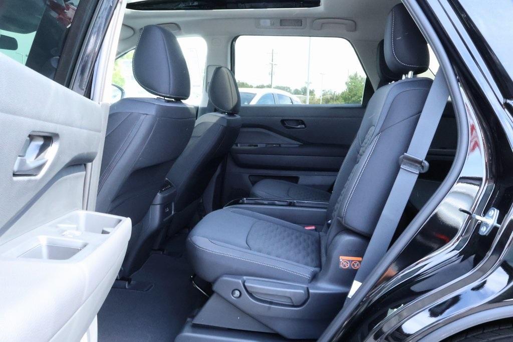 new 2025 Nissan Pathfinder car, priced at $35,145