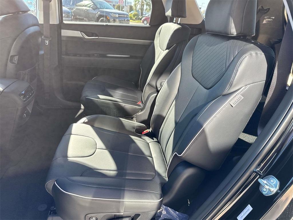 new 2025 Hyundai Palisade car, priced at $42,303