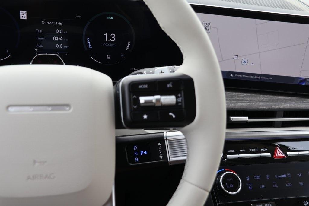 new 2025 Hyundai SANTA FE HEV car, priced at $42,576